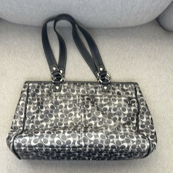 Coach Chelsea Bias Signature Shoulder Bag Purse - Picture 2 of 5